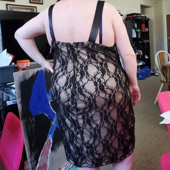 Plus Size Stretchy sexy dinner date or clubbing - Picture 5 of 7